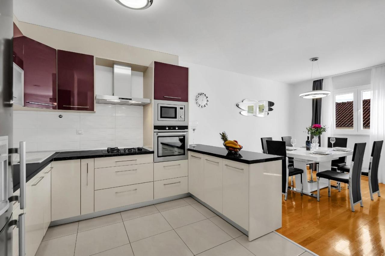 Apartman Linea Makarska Ngoại thất bức ảnh